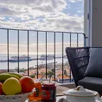 Apartament Pi *